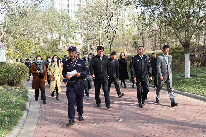 朝阳市“打通消防生命通道”专题现场会在壹品人家项目召开(图2)